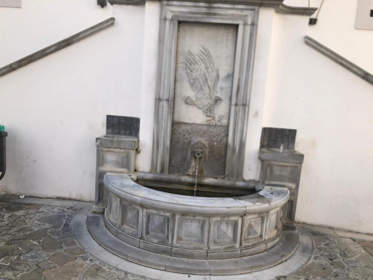 Un Capriccio - Ginepro Apartment Aieta Bagian luar foto
